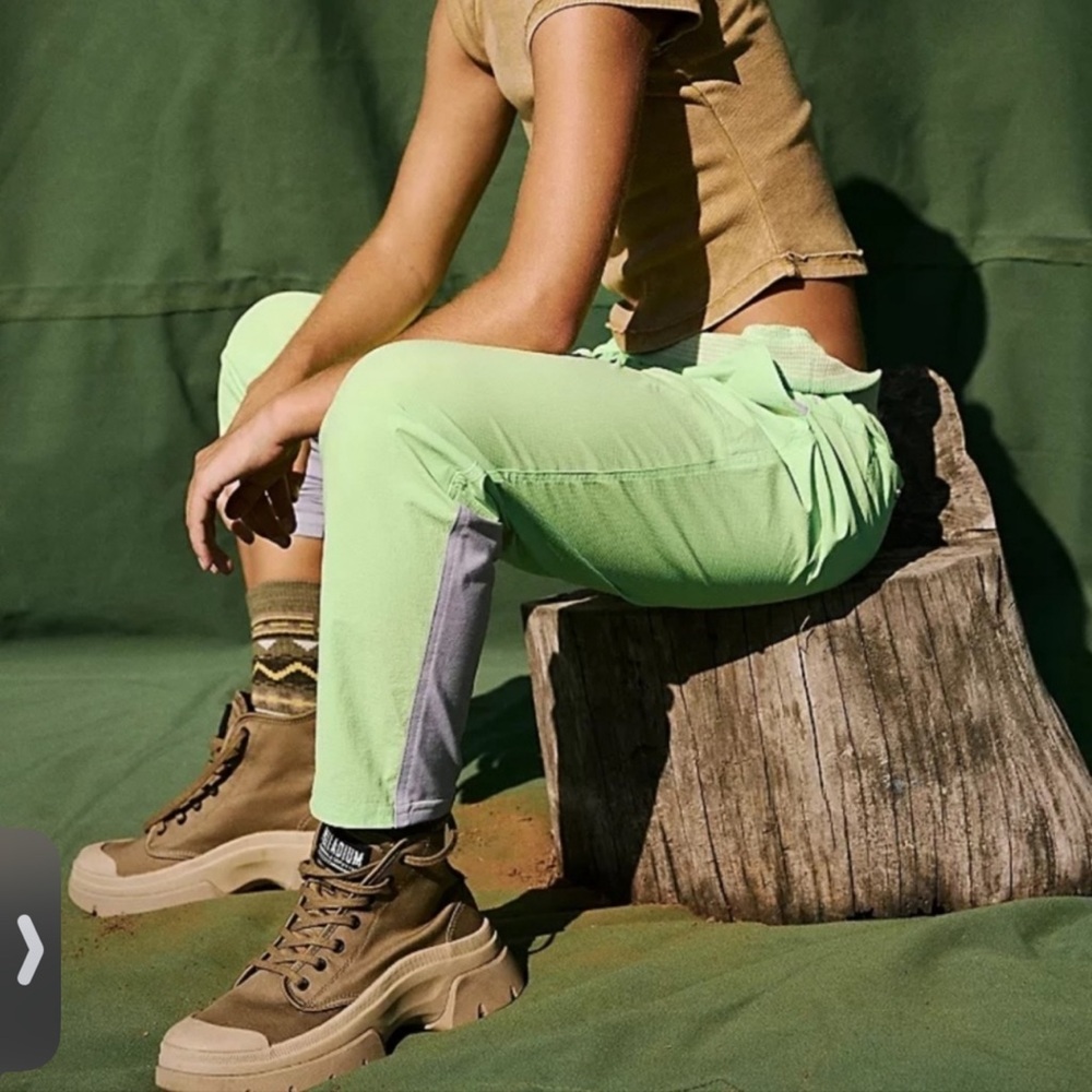NWT Free People Cascade Joggers Limeade XS - Picture 3 of 8